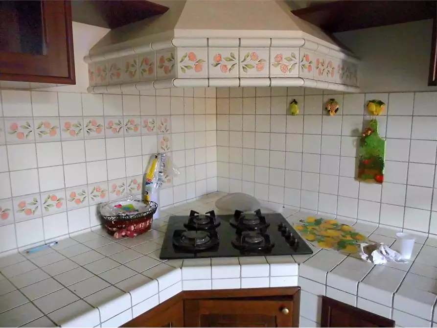 Immagine 11 di Quadrilocale in vendita  a Favara