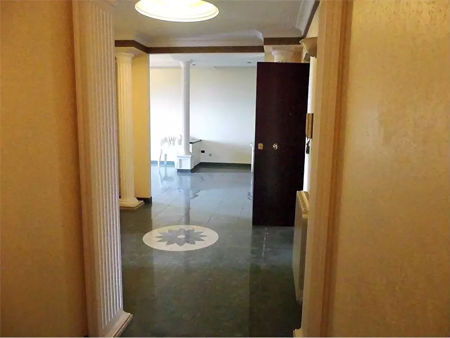 Immagine 12 di Quadrilocale in vendita  a Favara