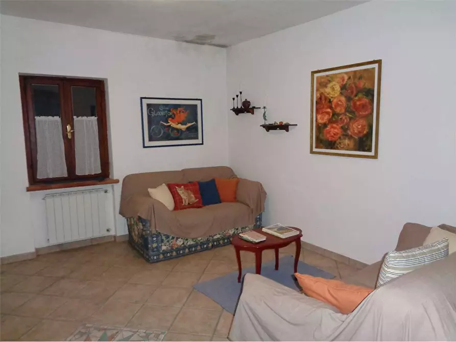 Immagine 8 di Quadrilocale in vendita  a Roccastrada