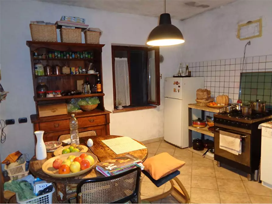 Immagine 9 di Quadrilocale in vendita  a Roccastrada