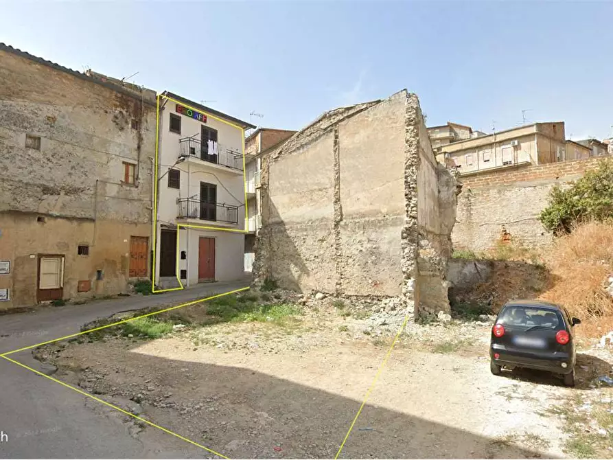 Immagine 1 di Bilocale in affitto  a Favara