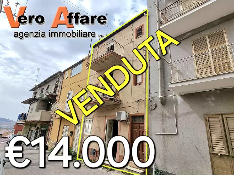 Immagine 1 di Casa indipendente in vendita  in Via Vittorio Emanuele Orlando 38 a Favara