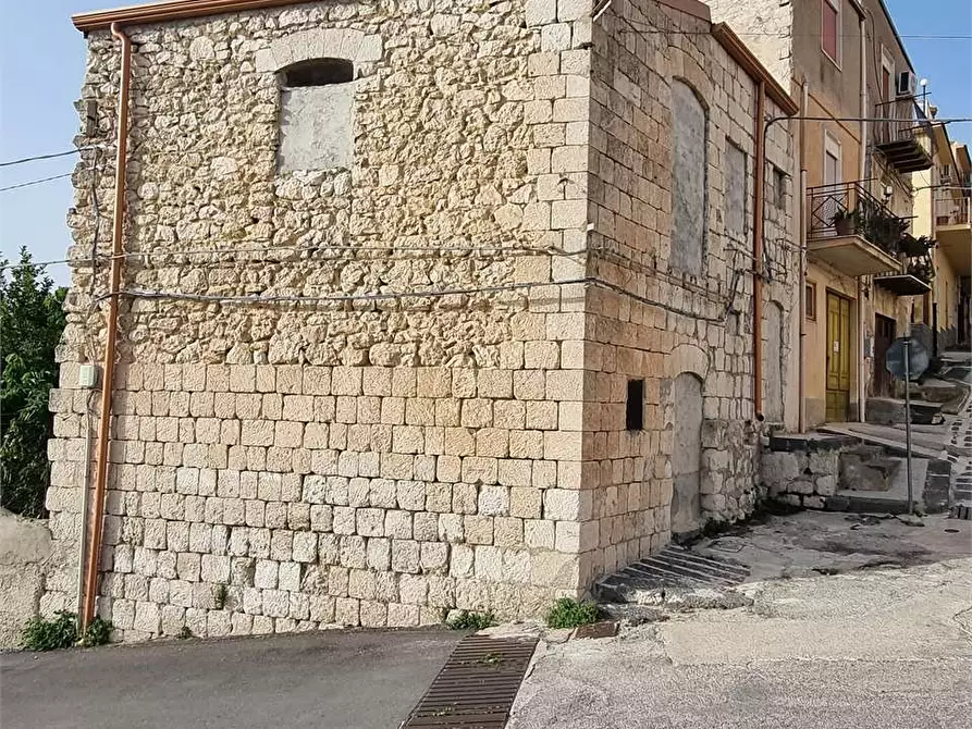 Immagine 5 di Casa indipendente in vendita  a Acquaviva Platani