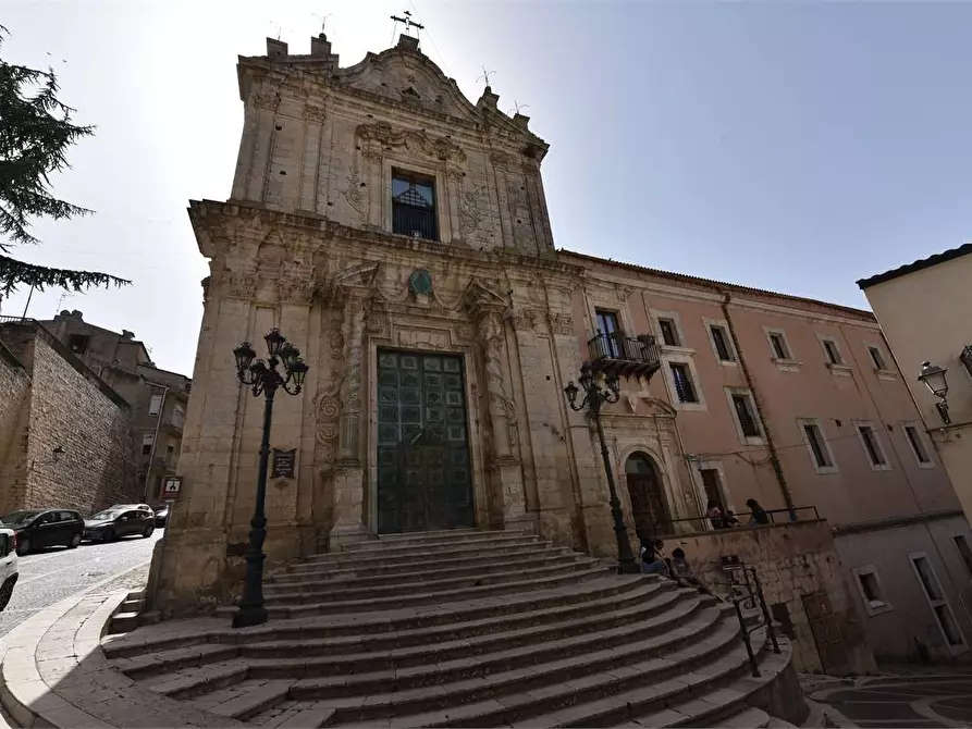 Immagine 4 di Casa indipendente in vendita  a Mussomeli