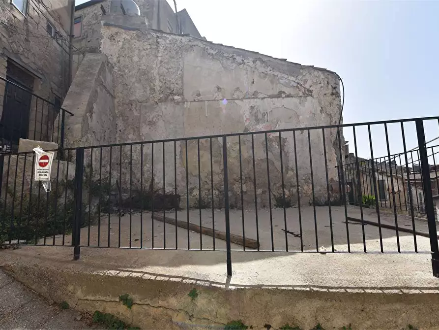 Immagine 6 di Casa indipendente in vendita  a Mussomeli