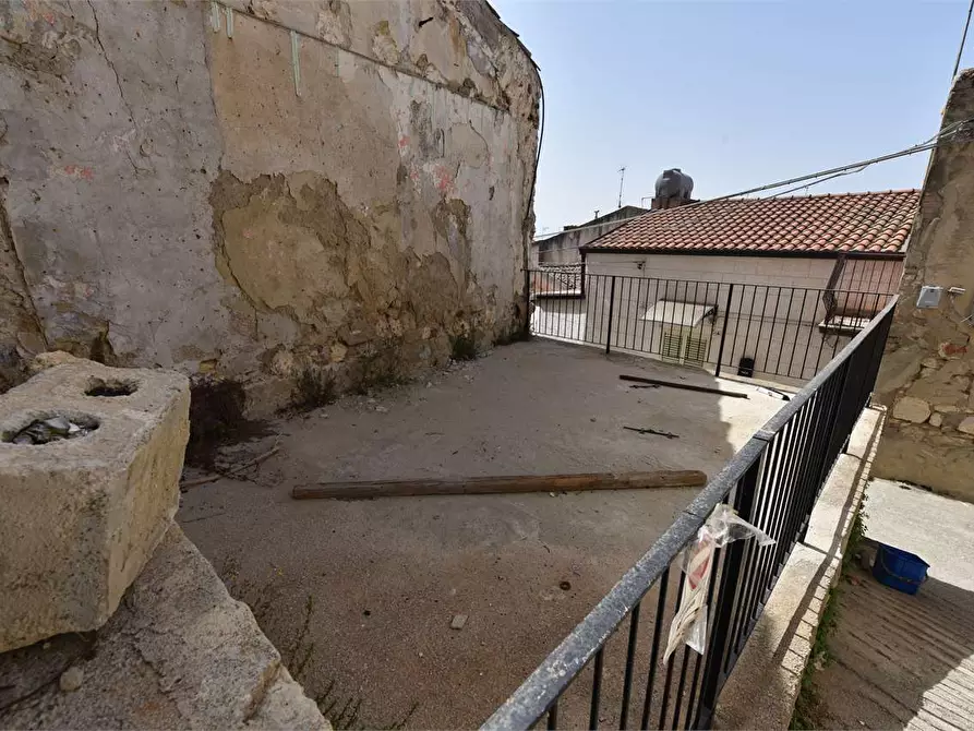 Immagine 8 di Casa indipendente in vendita  a Mussomeli