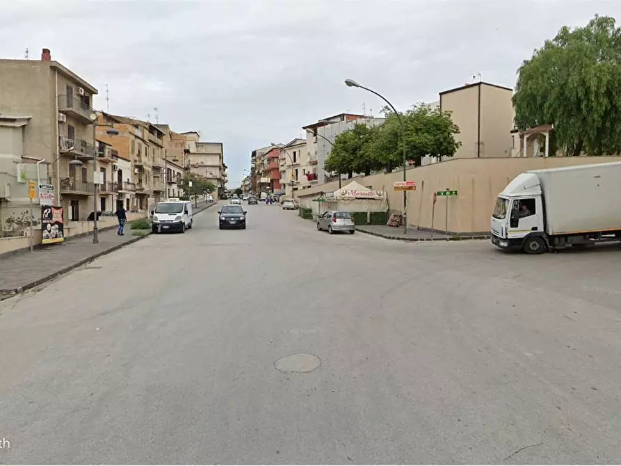 Immagine 3 di Trilocale in affitto  a Favara