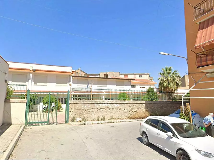 Immagine 2 di Trilocale in affitto  a Favara