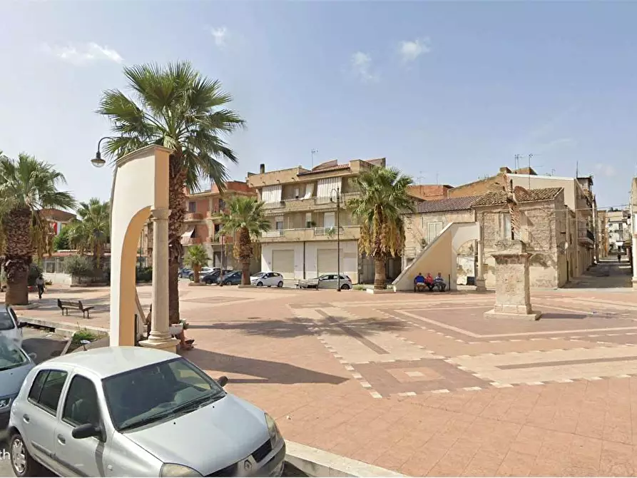 Immagine 9 di Trilocale in affitto  a Favara