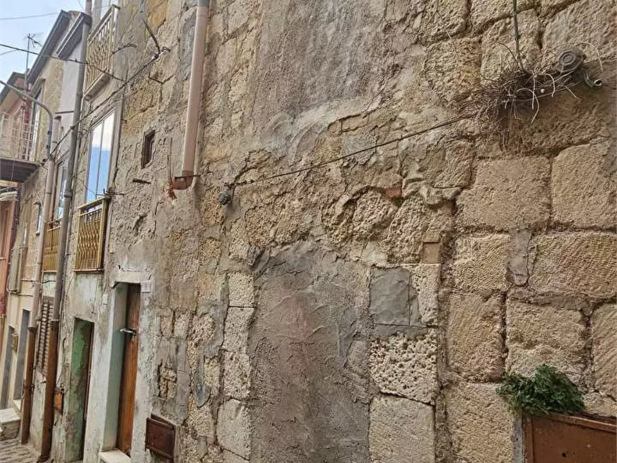 Immagine 3 di Casa indipendente in vendita  a Acquaviva Platani