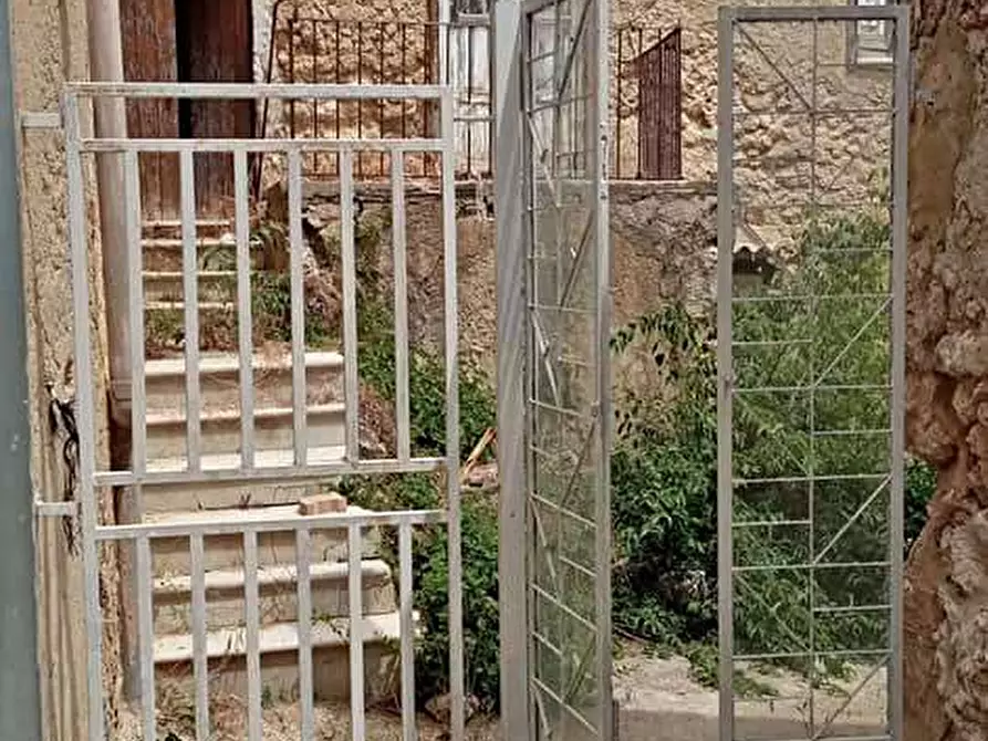 Immagine 5 di Casa indipendente in vendita  in Via Girgenti 98 a Canicattì