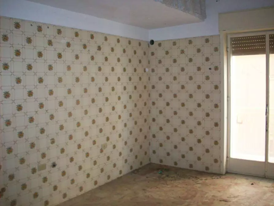 Immagine 2 di Quadrilocale in vendita  in Viale Aldo Moro 2 a Favara