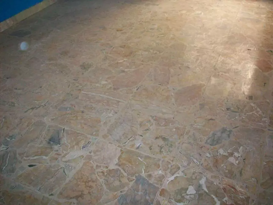 Immagine 7 di Quadrilocale in vendita  in Viale Aldo Moro 2 a Favara