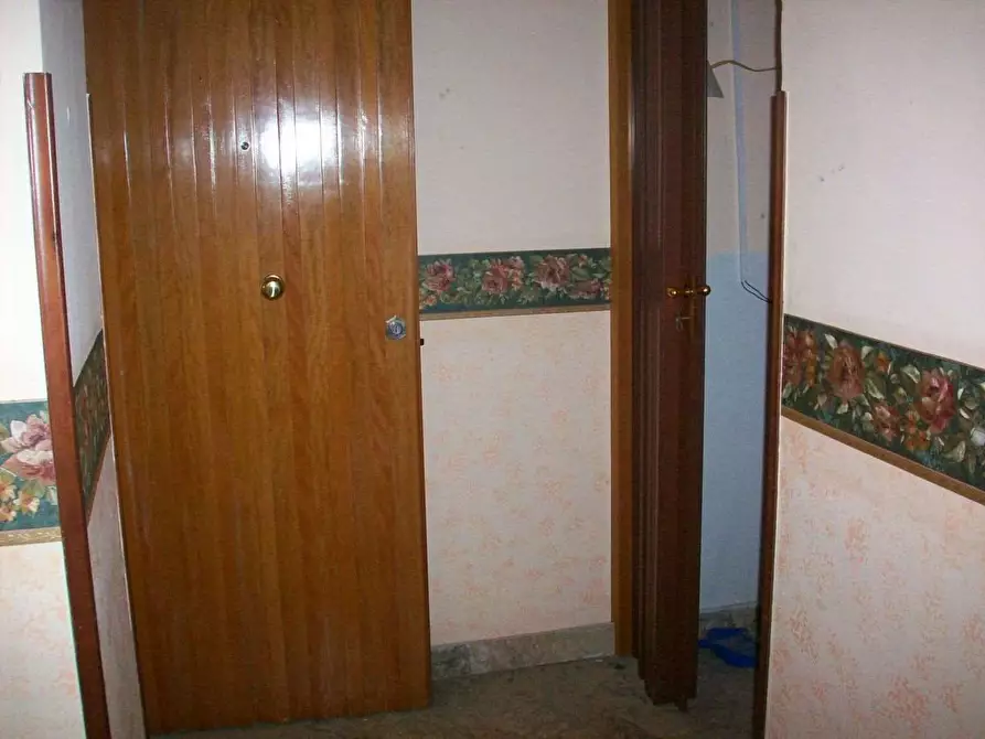 Immagine 20 di Quadrilocale in vendita  in Viale Aldo Moro 2 a Favara