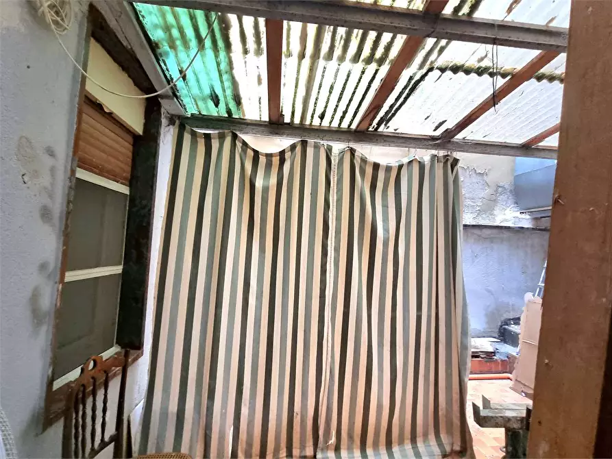 Immagine 15 di Bilocale in affitto  a Favara