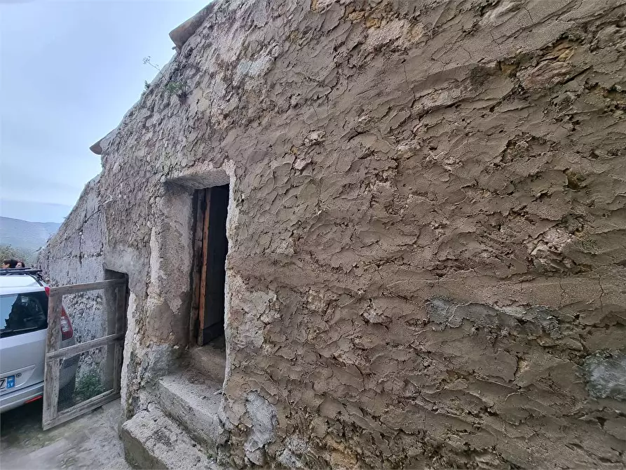 Immagine 3 di Casa indipendente in vendita  a Sutera