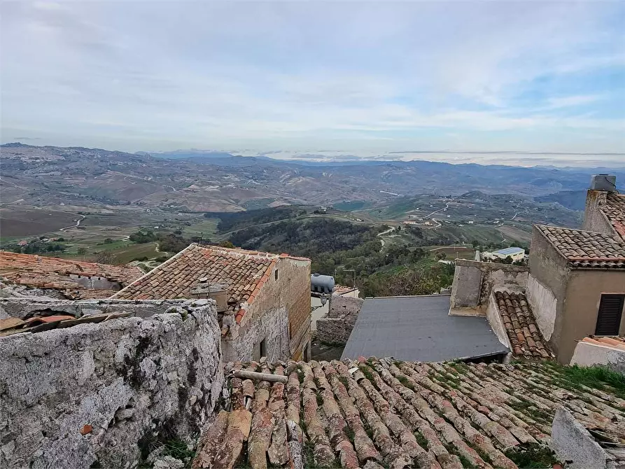 Immagine 5 di Casa indipendente in vendita  a Sutera