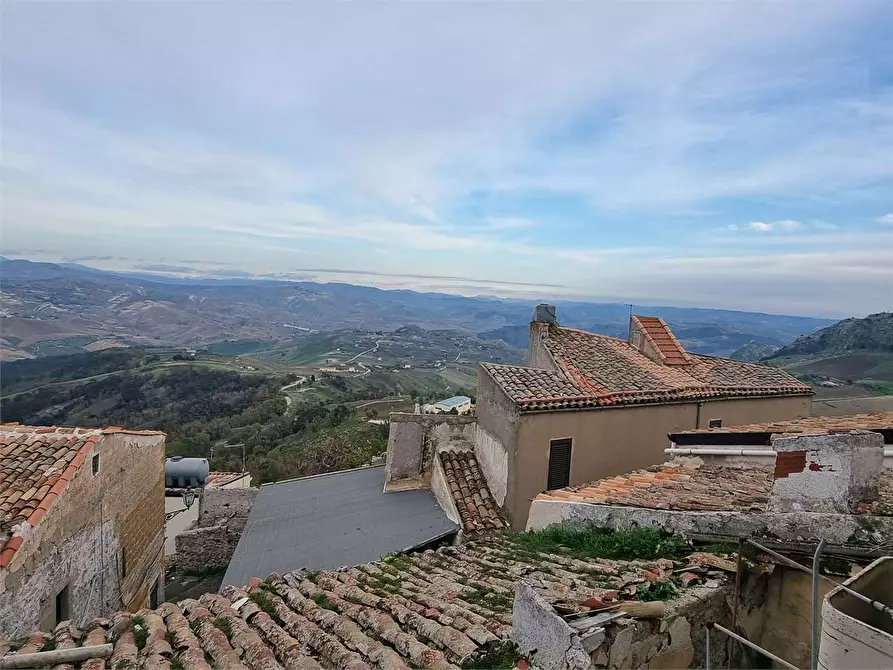 Immagine 6 di Casa indipendente in vendita  a Sutera