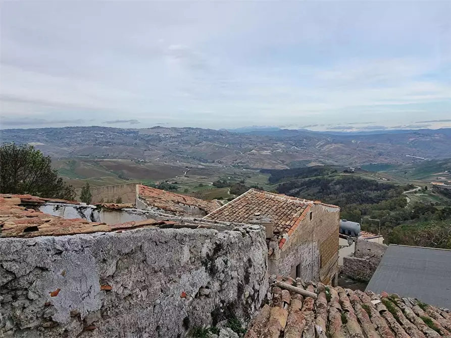 Immagine 7 di Casa indipendente in vendita  a Sutera