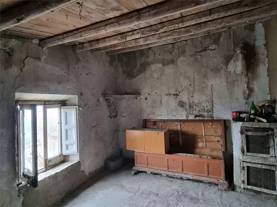 Immagine 9 di Casa indipendente in vendita  a Sutera