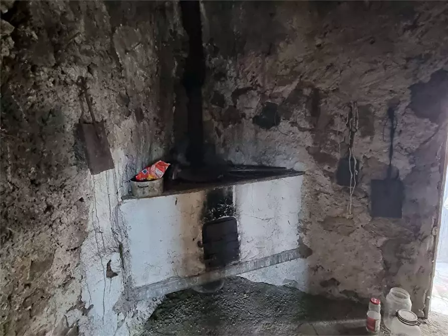 Immagine 12 di Casa indipendente in vendita  a Sutera