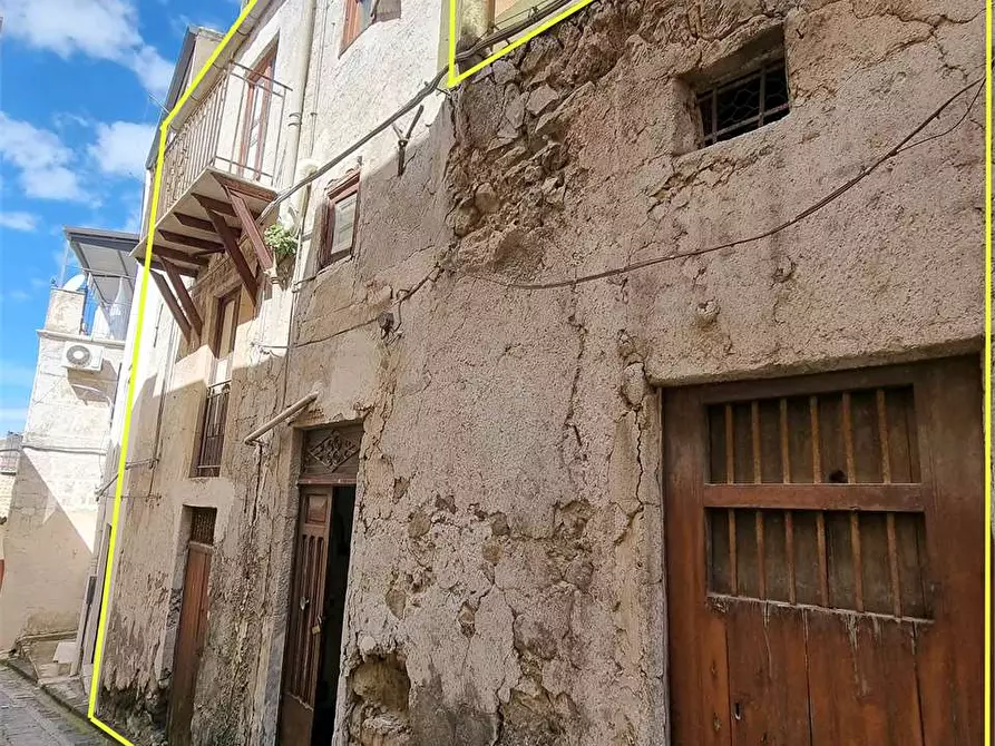 Immagine 30 di Casa indipendente in vendita  a Sutera