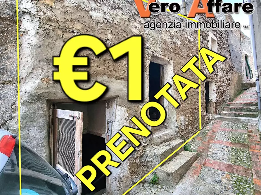 Immagine 1 di Casa indipendente in vendita  a Sutera