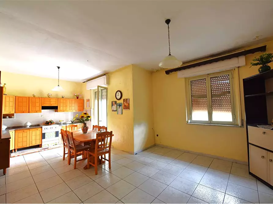 Immagine 13 di Quadrilocale in vendita  in via alcide de gasperi 2 a Favara