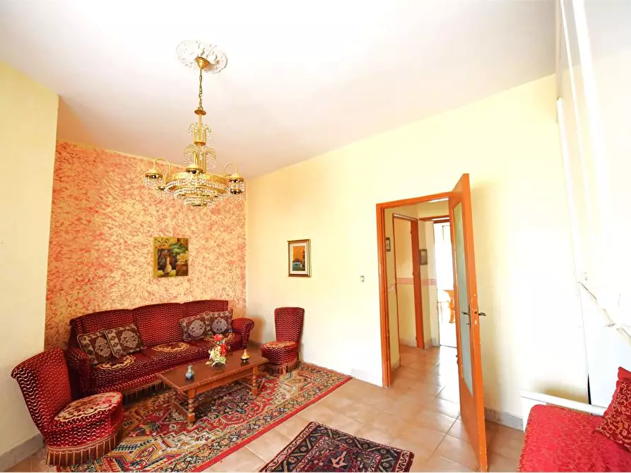 Immagine 17 di Quadrilocale in vendita  in via alcide de gasperi 2 a Favara