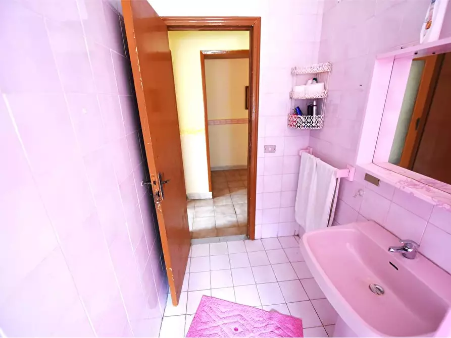 Immagine 21 di Quadrilocale in vendita  in via alcide de gasperi 2 a Favara