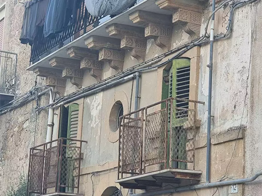 Immagine 8 di Bilocale in vendita  in Piazza San Domenico 12 a Caltanissetta