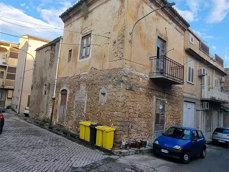 Immagine 4 di Casa indipendente in vendita  a Delia