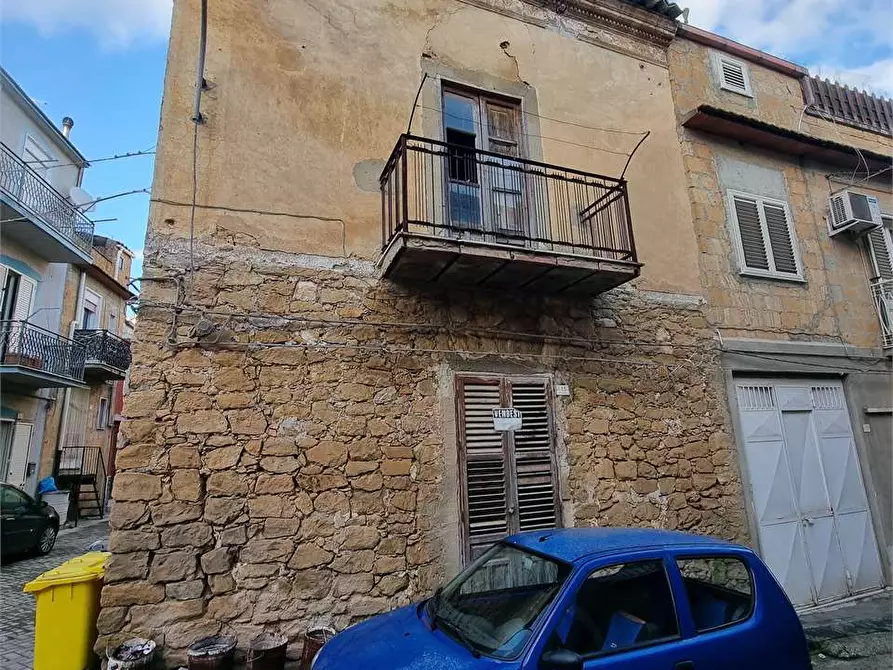 Immagine 5 di Casa indipendente in vendita  a Delia