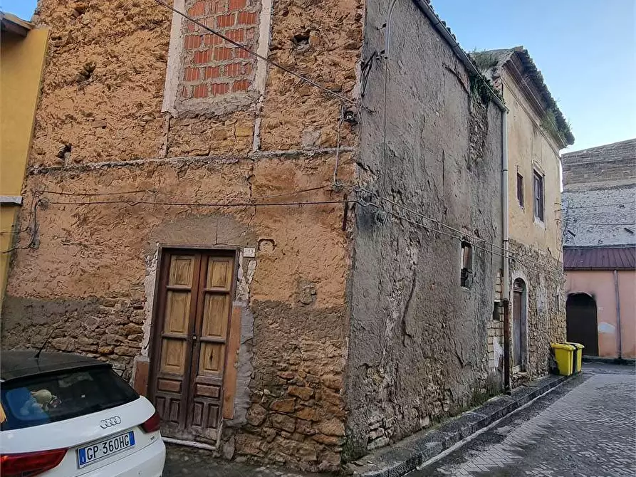 Immagine 7 di Casa indipendente in vendita  a Delia