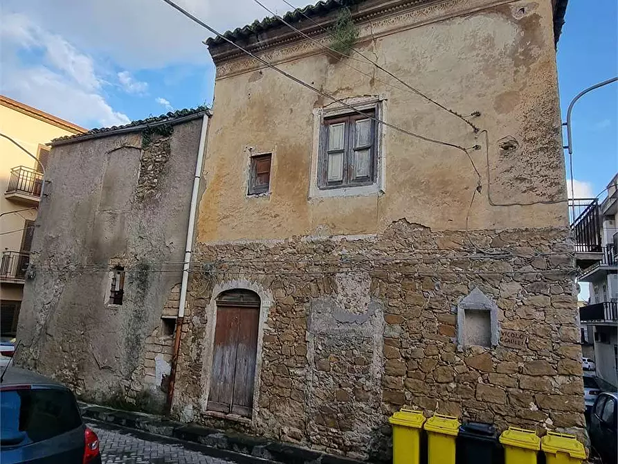 Immagine 11 di Casa indipendente in vendita  a Delia