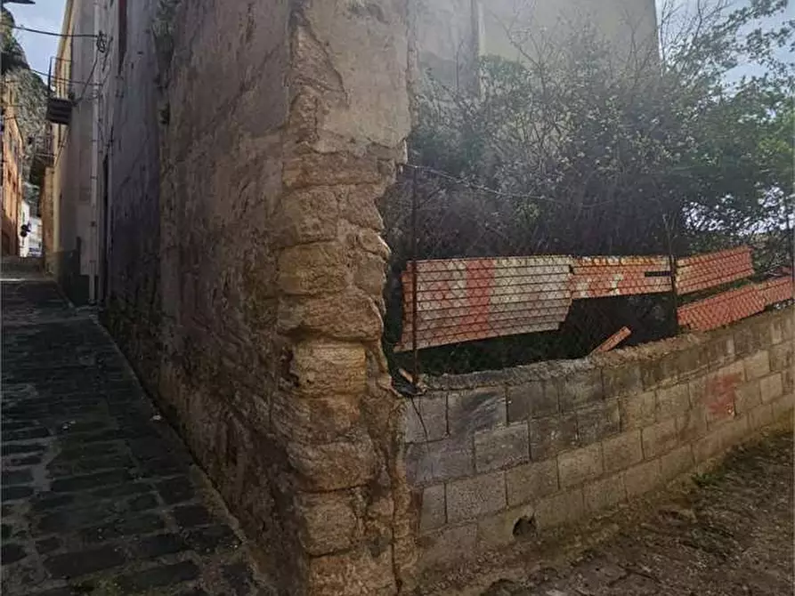 Immagine 7 di Casa indipendente in vendita  a Sutera