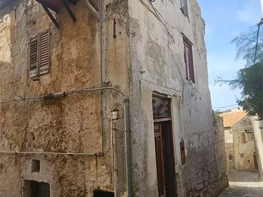 Immagine 10 di Casa indipendente in vendita  a Sutera