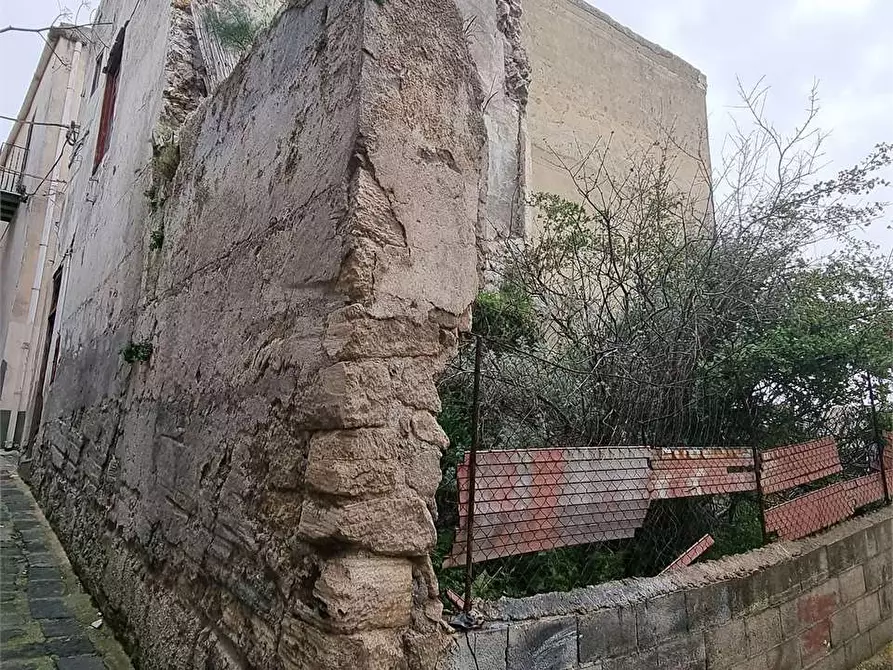 Immagine 4 di Casa indipendente in vendita  a Sutera