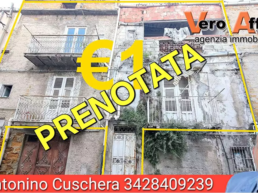 Immagine 1 di Quadrilocale in vendita  in via fonte canali 46 a Favara