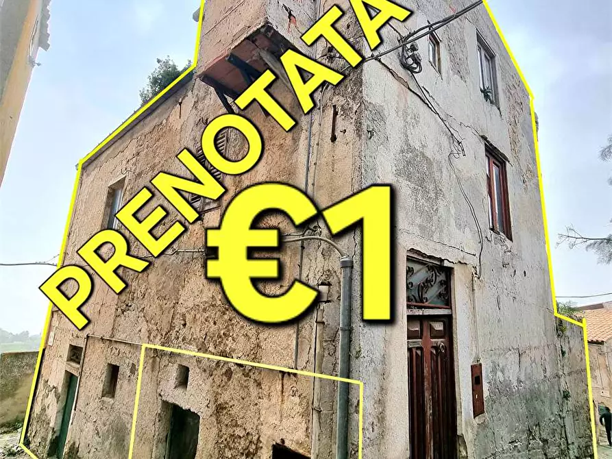 Immagine 1 di Casa indipendente in vendita  a Sutera