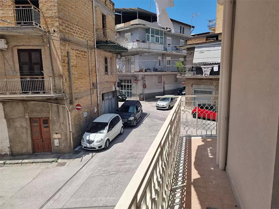 Immagine 6 di Trilocale in vendita  in Via aragona a Favara