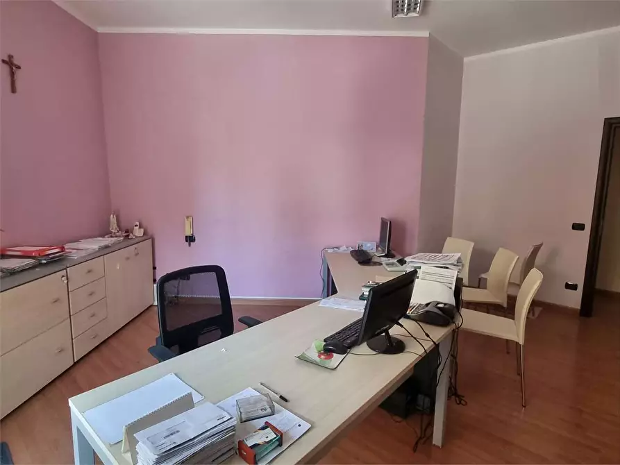 Immagine 15 di Trilocale in vendita  in Via aragona a Favara