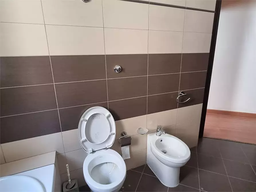 Immagine 20 di Trilocale in vendita  in Via aragona a Favara