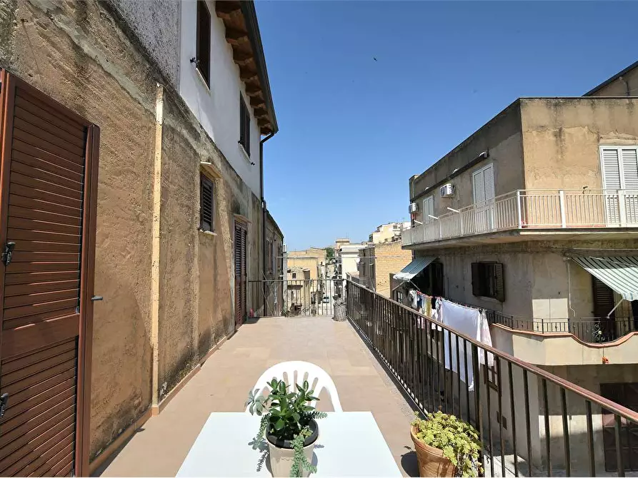 Immagine 24 di Bilocale in affitto  a Palma Di Montechiaro