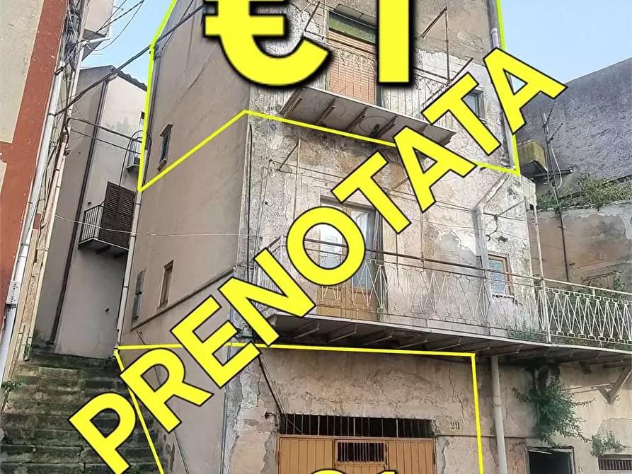 Immagine 1 di Quadrilocale in vendita  a Sutera