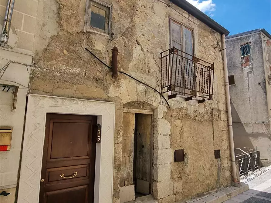 Immagine 4 di Appartamento in vendita  a Mussomeli