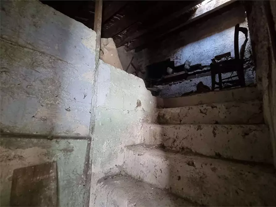 Immagine 16 di Appartamento in vendita  a Mussomeli