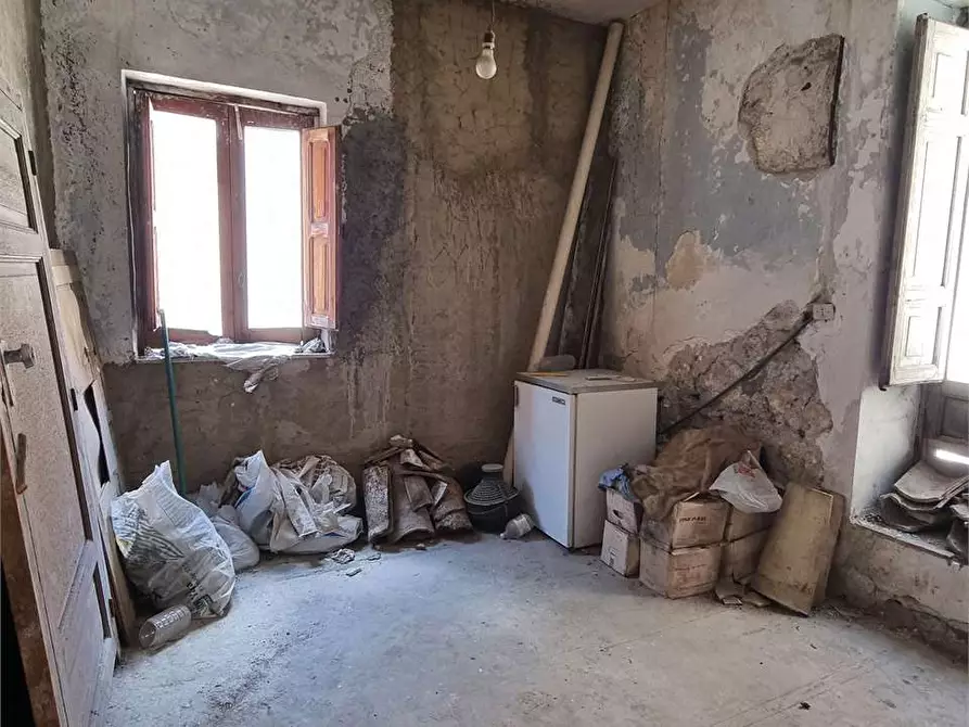 Immagine 18 di Appartamento in vendita  a Mussomeli