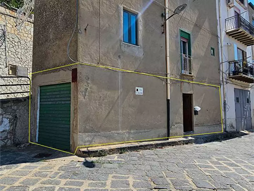 Immagine 6 di Monolocale in affitto  a Sutera