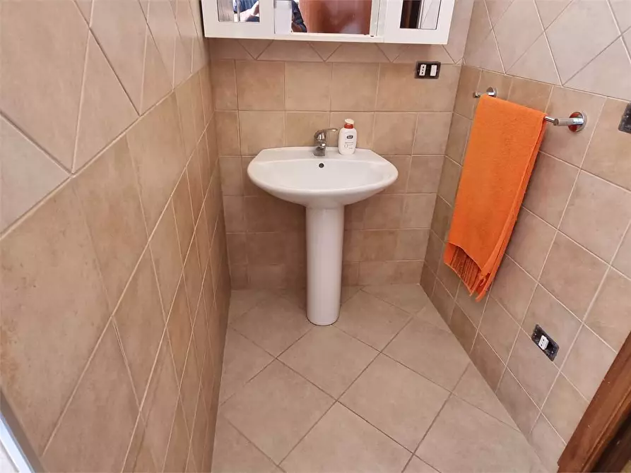 Immagine 17 di Casa indipendente in vendita  a Serradifalco